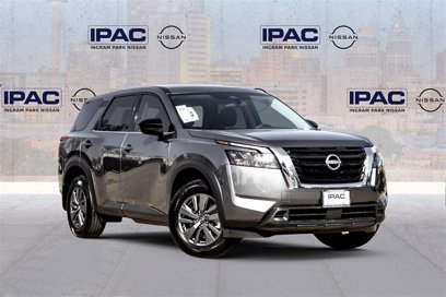 New 2025 Nissan Pathfinder S