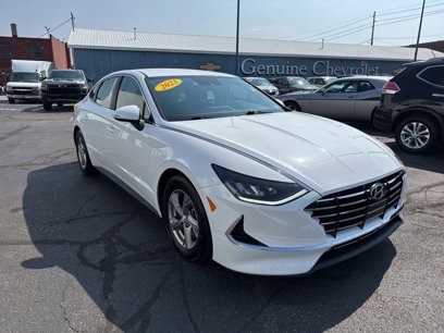 Used 2023 Hyundai Sonata SE w/ Preferred Accessory Package