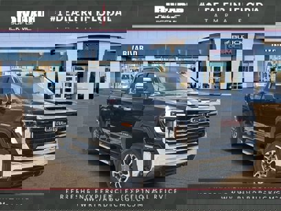New 2025 GMC Sierra 2500 SLT w/ SLT Convenience Package