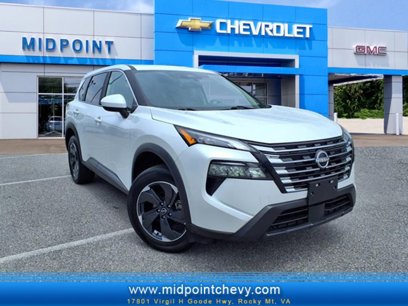 Used 2024 Nissan Rogue SV