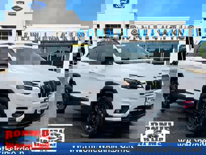 Used 2023 Jeep Cherokee Altitude Lux
