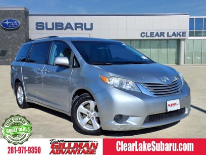 Used 2016 Toyota Sienna LE