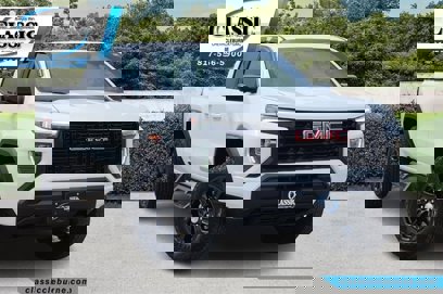 Used 2023 GMC Canyon Elevation