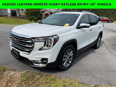 Used 2024 GMC Terrain SLT
