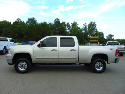 Used 2007 GMC Sierra 2500 SLE w/ Z71 Off-Road Package