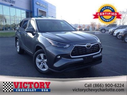 Used 2023 Toyota Highlander LE