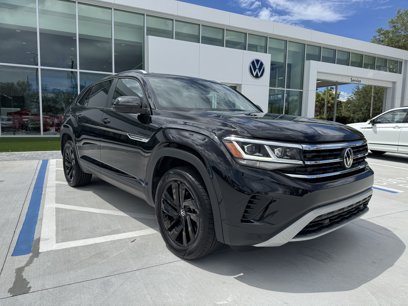 Certified 2023 Volkswagen Atlas Cross Sport SE w/ Black Wheel Package
