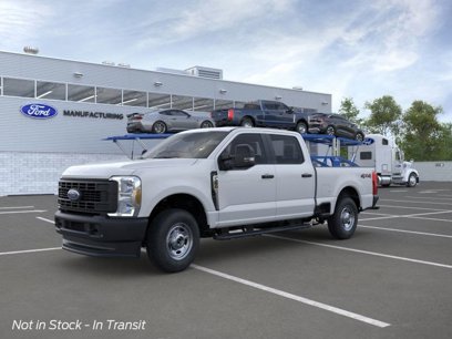 New 2025 Ford F250 4x4 Crew Cab Super Duty