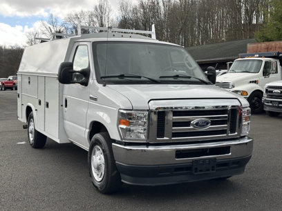 Used 2021 Ford E-350 and Econoline 350 Super Duty w/ Power Windows & Locks Group