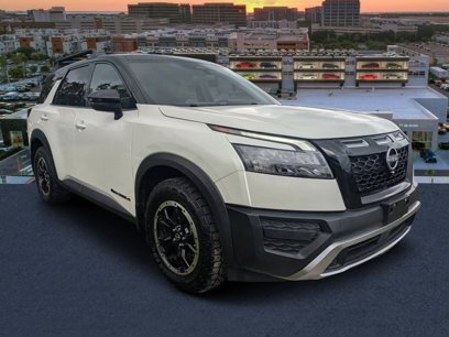 Used 2024 Nissan Pathfinder SV
