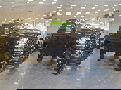 New 2024 RAM 2500 Big Horn w/ Night Edition