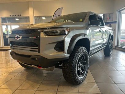 New 2025 Chevrolet Colorado ZR2 w/ Midnight Edition