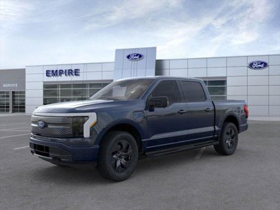 New 2025 Ford F150 Lightning XLT w/ Max Trailer Tow Package