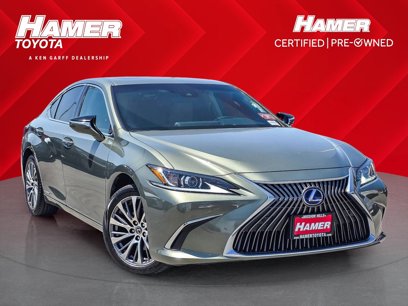 Used 2020 Lexus ES 300h w/ Premium Package