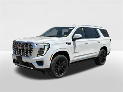New 2025 GMC Yukon Denali w/ Sun & Power Step Package