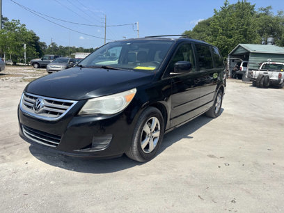 Used 2011 Volkswagen Routan SE