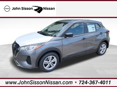 New 2025 Nissan Kicks Play S