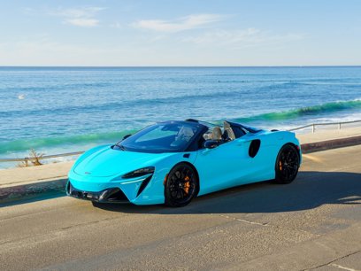Used 2025 McLaren Artura Spider