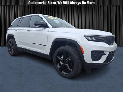Used 2024 Jeep Grand Cherokee Altitude