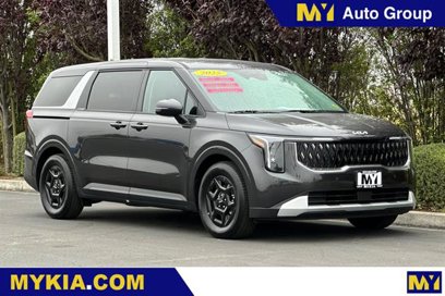 New 2025 Kia Carnival