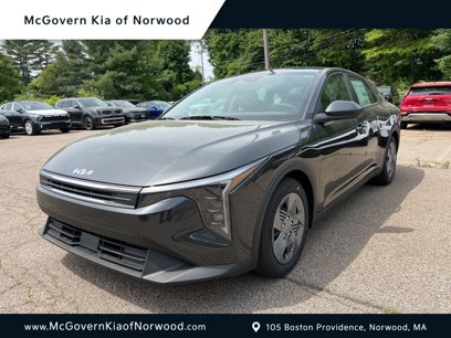 New 2025 Kia K4 LX