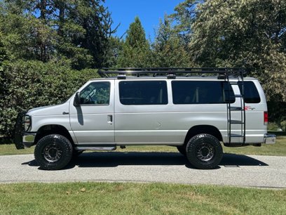 Used 2014 Ford E-350 and Econoline 350 XLT