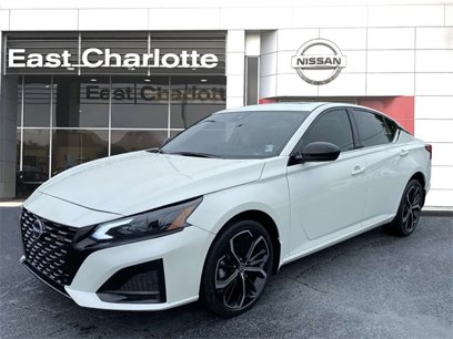 Used 2023 Nissan Altima 2.5 SR w/ SR Premium Package
