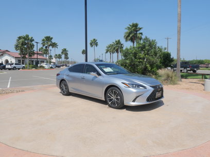 New 2025 Lexus ES 300h w/ Premium Package