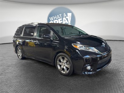 Used 2015 Toyota Sienna SE