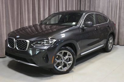 New 2025 BMW X4 xDrive30i w/ Premium Package