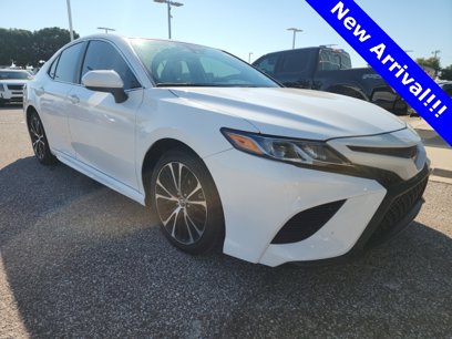 Used 2019 Toyota Camry SE