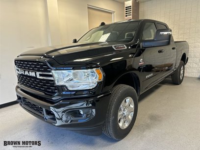 New 2024 RAM 2500 Big Horn w/ Sport Appearance Package