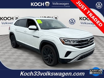 Used 2022 Volkswagen Atlas Cross Sport SE w/ Panoramic Sunroof Package