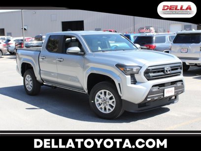 New 2025 Toyota Tacoma SR5