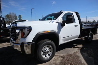 New 2024 GMC Sierra 3500 Pro w/ Convenience Package