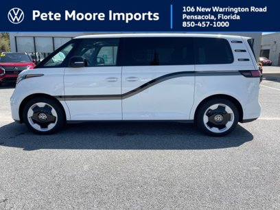 New 2025 Volkswagen ID. Buzz Pro S