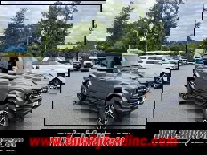 New 2024 Ford Bronco Outer Banks