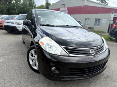 Used 2010 Nissan Versa SL w/ Premium Pkg