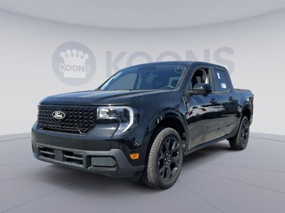 New 2025 Ford Maverick Lariat w/ Black Appearance Package