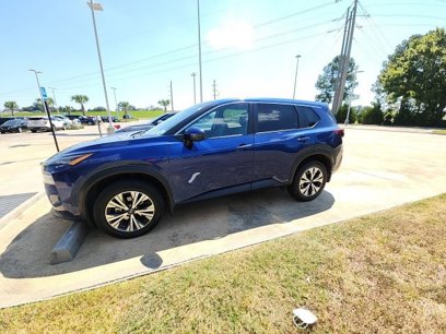 Used 2022 Nissan Rogue SV