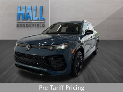 New 2025 Volkswagen Tiguan SE R-Line