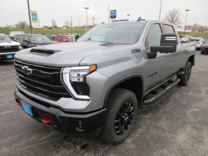 New 2025 Chevrolet Silverado 2500 LT w/ Trail Boss Package