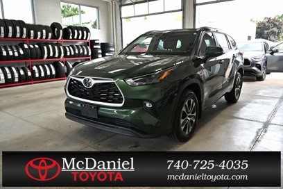Used 2023 Toyota Highlander XLE