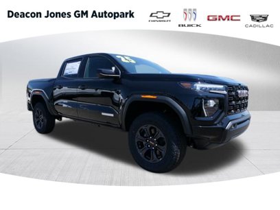 New 2025 GMC Canyon Elevation w/ Convenience Package