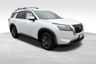 New 2025 Nissan Pathfinder SV
