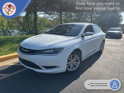 Used 2016 Chrysler 200 Limited w/ Convenience Group