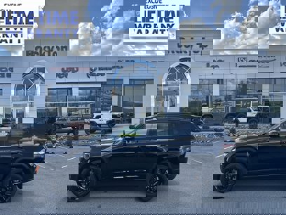New 2025 Jeep Grand Cherokee Altitude