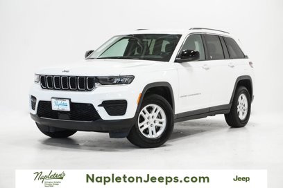Used 2024 Jeep Grand Cherokee Laredo