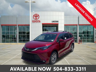 New 2025 Toyota Sienna XLE