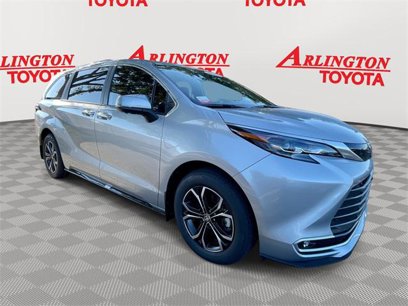 Certified 2025 Toyota Sienna Platinum